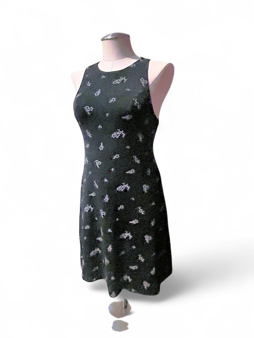 La Belle Black Floral Midi Dress